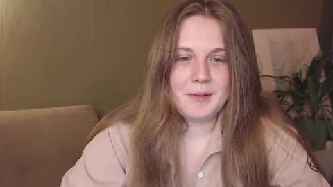 alisaxxxshy online show from May 20, 2026, 9:43 pm