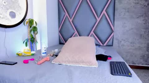 Snapshot of alise_mason chatting on January 6, 2026, 11:51 pm alise_mason online show from January 6, 2026, 11:51 pm