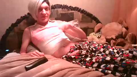 Alisha online show from November 3, 2025, 1:29 am