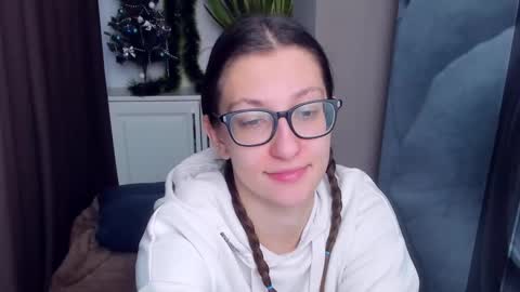 Snapshot of alishamurray chatting on December 29, 2024, 1:49 pm Alina online show from December 29, 2024, 1:49 pm
