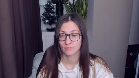 Snapshot of alishamurray chatting on December 29, 2024, 10:57 pm Alina online show from December 29, 2024, 10:57 pm