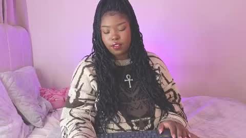 Snapshot of alishhaa_golden chatting on June 12, 2026, 2:05 pm alishhaa_golden online show from June 12, 2026, 2:05 pm