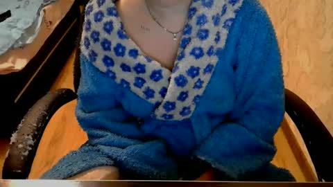 Snapshot of alisia18 chatting on February 27, 2026, 4:07 pm Alisa online show from February 27, 2026, 4:07 pm