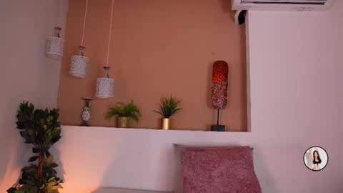 A L I S O N  online show from November 13, 2025, 8:19 pm