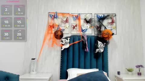 Alison online show from October 31, 2025, 7:48 pm