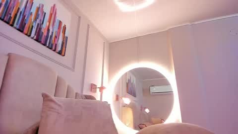 Alison online show from January 22, 2025, 6:52 pm