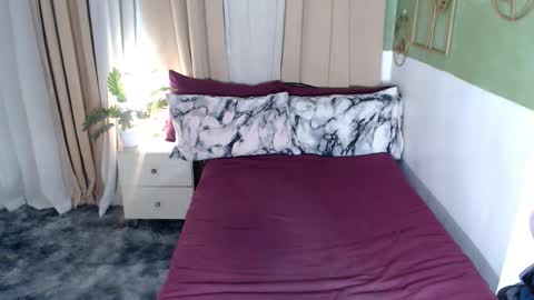 Snapshot of alisonaims chatting on March 12, 2025, 11:53 am hotty online show from March 12, 2025, 11:53 am