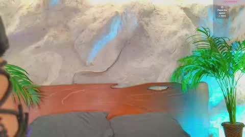 Snapshot of alisoon_moon chatting on March 26, 2026, 10:15 pm Alison Moon online show from March 26, 2026, 10:15 pm