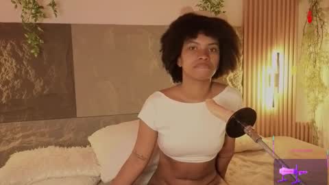 Snapshot of alissa_cute1 chatting on November 19, 2025, 2:50 pm Mia online show from November 19, 2025, 2:50 pm