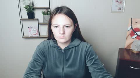 Snapshot of alissa_dream_ chatting on October 15, 2025, 6:35 am alissa_dream_ online show from October 15, 2025, 6:35 am