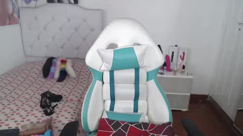 Snapshot of alissa_morrison chatting on November 15, 2025, 2:13 pm alissa_morrison online show from November 15, 2025, 2:13 pm