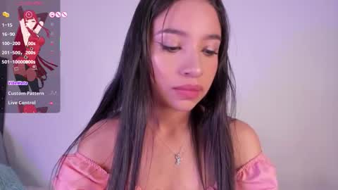 Mara  Isabel online show from November 15, 2025, 1:47 am