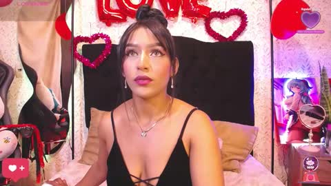 Snapshot of alisse_laurent chatting on February 18, 2025, 4:15 am alisse online show from February 18, 2025, 4:15 am