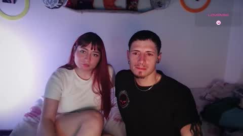 Snapshot of alisseandjamess chatting on November 7, 2025, 10:21 pm Jamesss online show from November 7, 2025, 10:21 pm