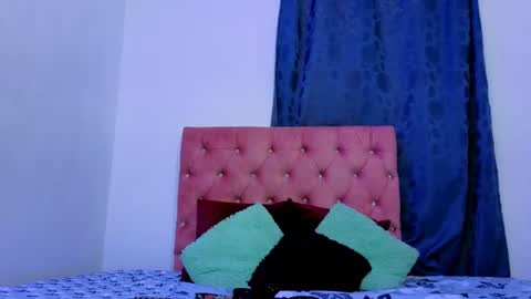 alisson0002 online show from July 1, 2026, 12:07 pm