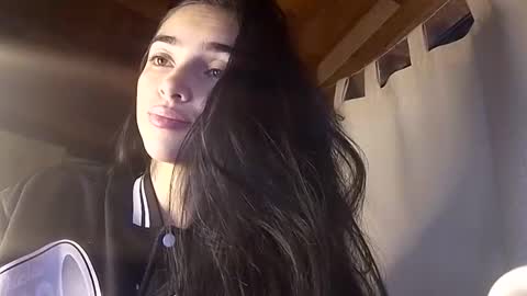 Snapshot of alisson369_ chatting on January 28, 2025, 11:17 am Alisson369 online show from January 28, 2025, 11:17 am