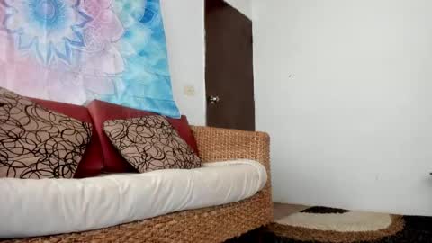 Snapshot of alisson369_ chatting on September 21, 2025, 4:41 pm Alisson369 online show from September 21, 2025, 4:41 pm