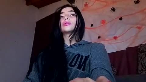 Snapshot of alisson369_ chatting on October 28, 2025, 9:57 am Alisson369 online show from October 28, 2025, 9:57 am