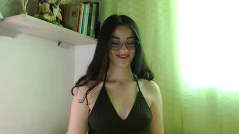 Snapshot of alisson_071989 chatting on July 28, 2026, 6:20 pm Ali online show from July 28, 2026, 6:20 pm
