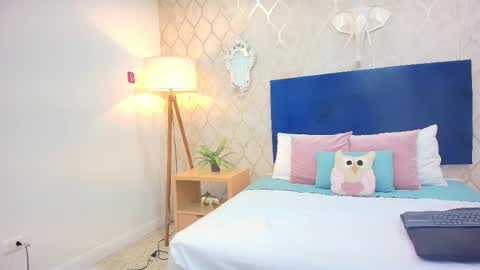 Snapshot of alisson_santanaa chatting on November 18, 2025, 1:15 pm alisson_santanaa online show from November 18, 2025, 1:15 pm