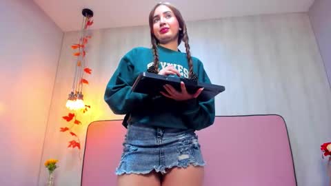 alissonmartin online show from November 13, 2025, 11:53 am