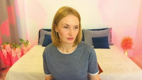 Snapshot of alisssarose chatting on May 12, 2026, 8:17 pm alisssarose online show from May 12, 2026, 8:17 pm