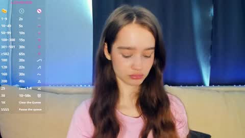 Alivia online show from April 3, 2026, 8:12 am