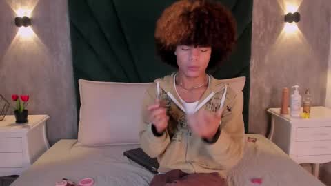  Alexis Etereo  online show from February 18, 2026, 7:21 pm