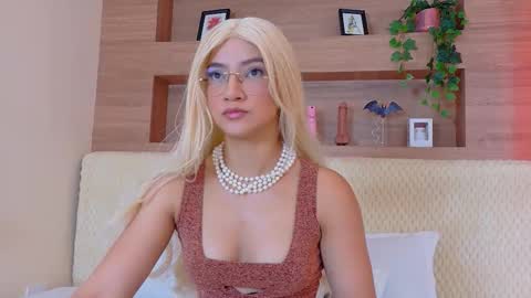 ALIX online show from November 6, 2025, 11:00 am