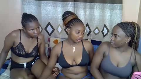 Snapshot of aliyah001 chatting on February 5, 2026, 1:43 am aliyah001 online show from February 5, 2026, 1:43 am