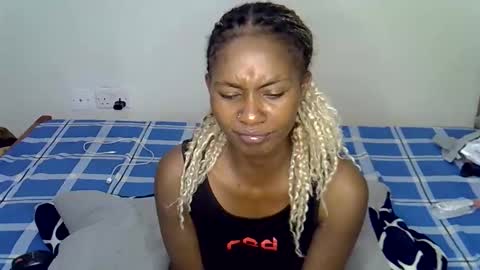 Snapshot of aliyah001 chatting on February 16, 2026, 12:18 am aliyah001 online show from February 16, 2026, 12:18 am