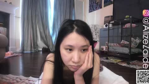 Snapshot of alizezaide chatting on November 10, 2025, 9:36 pm Alize Zaide online show from November 10, 2025, 9:36 pm