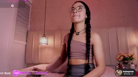 Snapshot of alizza_ chatting on February 10, 2026, 11:36 am alizza_ online show from February 10, 2026, 11:36 am