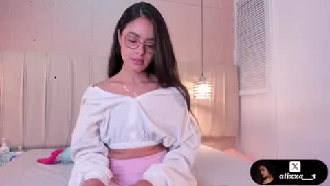 alizza_ online show from July 13, 2026, 11:46 am