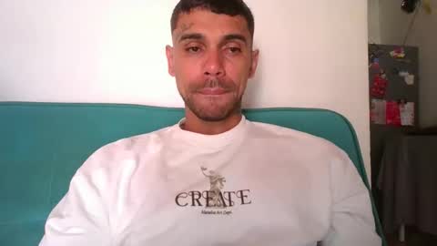 Snapshot of allanbarreto chatting on May 3, 2026, 4:35 pm Allan online show from May 3, 2026, 4:35 pm