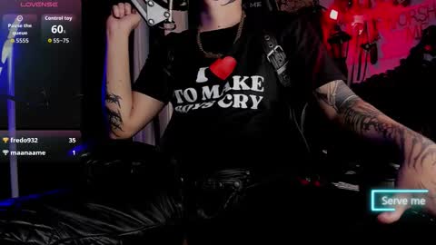   online show from November 26, 2025, 6:20 pm