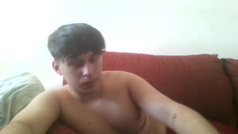 fuckmales online show from June 19, 2026, 4:22 pm