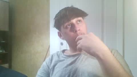 fuckmales online show from July 18, 2026, 5:17 pm