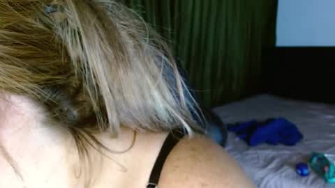 Snapshot of allegra_ferragamo chatting on December 26, 2024, 5:15 am Ale online show from December 26, 2024, 5:15 am