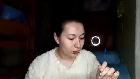 Sofa online show from March 18, 2026, 3:37 pm