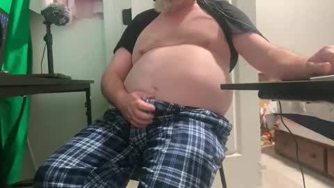 Snapshot of allergictochat chatting on October 27, 2025, 10:47 pm Allergictolove online show from October 27, 2025, 10:47 pm