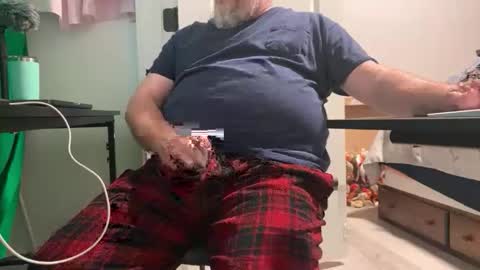 Snapshot of allergictochat chatting on November 5, 2025, 11:27 pm Allergictolove online show from November 5, 2025, 11:27 pm