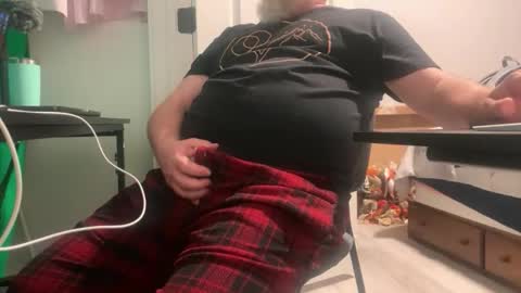 Snapshot of allergictochat chatting on November 7, 2025, 10:10 pm Allergictolove online show from November 7, 2025, 10:10 pm