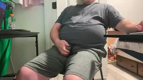 Snapshot of allergictochat chatting on November 30, 2025, 11:31 pm Allergictolove online show from November 30, 2025, 11:31 pm