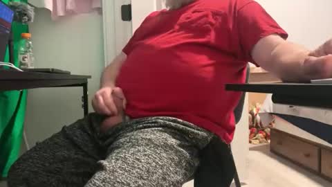 Snapshot of allergictochat chatting on December 1, 2025, 5:51 pm Allergictolove online show from December 1, 2025, 5:51 pm