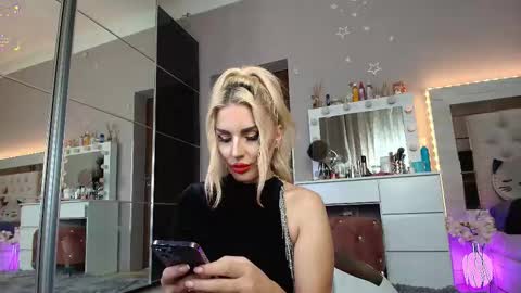 Snapshot of allesya23 chatting on September 15, 2025, 7:03 pm onlyfansallesya23 online show from September 15, 2025, 7:03 pm