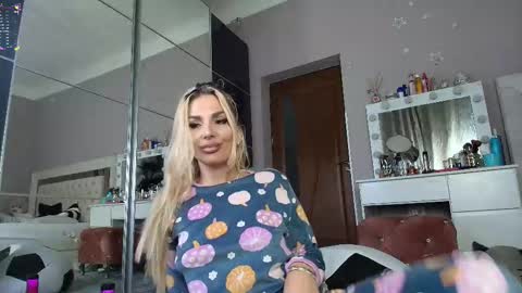 Snapshot of allesya23 chatting on November 13, 2025, 11:09 am onlyfansallesya23 online show from November 13, 2025, 11:09 am