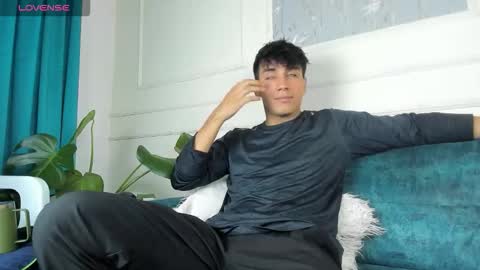 Allex online show from December 17, 2025, 1:17 pm