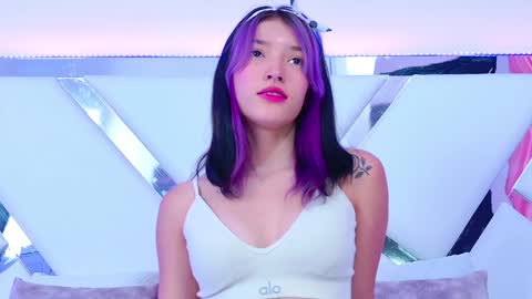 Allicia online show from January 27, 2025, 7:13 pm