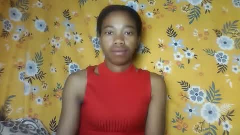 Snapshot of alliciax632770 chatting on December 14, 2025, 1:00 am alliciax632770 online show from December 14, 2025, 1:00 am